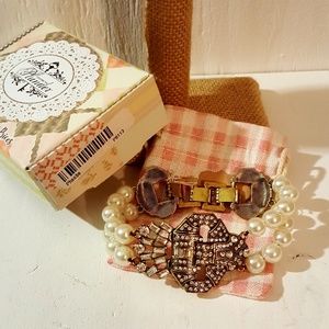 Plunder Phoebe Pearl Bracelet